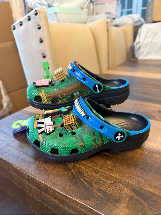 CROCS Other - CROCS Kids Minecraft Green Pixel Clog with Blue Strap and Game Charms